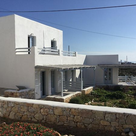 Makares Aparthotel Donoussa Bilik gambar