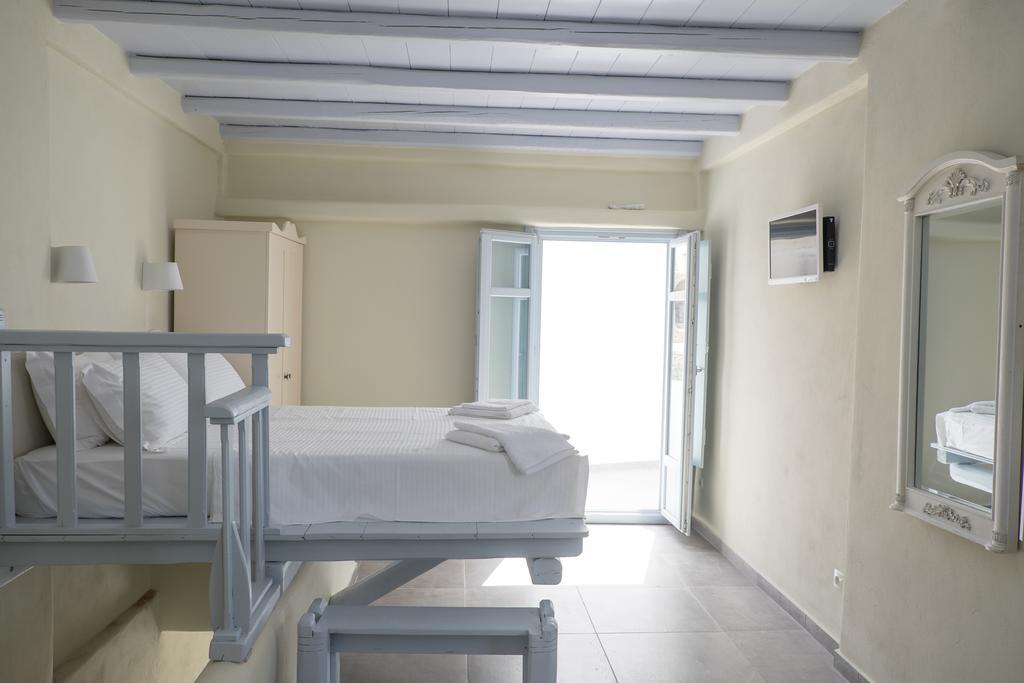 Makares Aparthotel Donoussa Bilik gambar